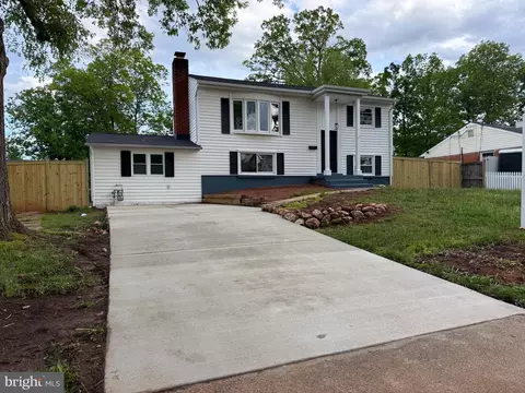 9535 Damascus Dr, Manassas, VA 20109