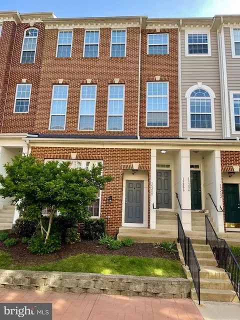 15288 Rosemont Manor Dr, Haymarket, VA 20169