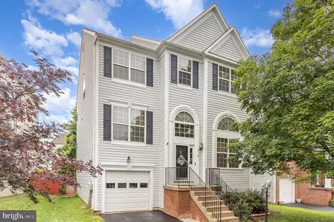 9116 Mineola Ct, Manassas, VA 20111