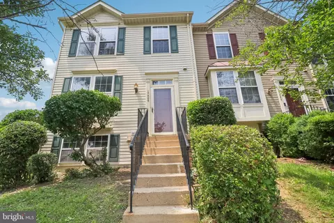 17406 Kagera Dr, Dumfries, VA 22025