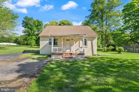 13616 Nokesville Rd, Nokesville, VA 20181
