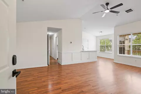 11014 Koman Cir #304, Manassas, VA 20109