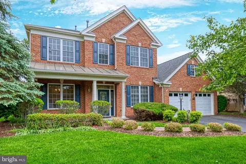 15201 Weiskopf Ct, Haymarket, VA 20169