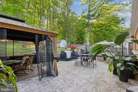 18600 Cabin Rd, Triangle, VA 22172 photo 6