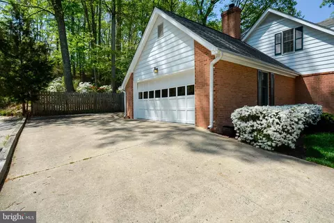 18600 Cabin Rd, Triangle, VA 22172 photo 5