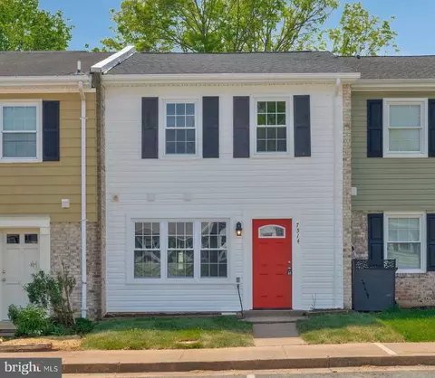 7514 Whitehall Dr, Manassas, VA 20111