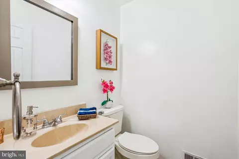 3863 Oriole Ct, Dumfries, VA 22025 photo 14