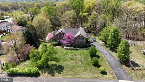 15428 Cardinal Dr, Woodbridge, VA 22193