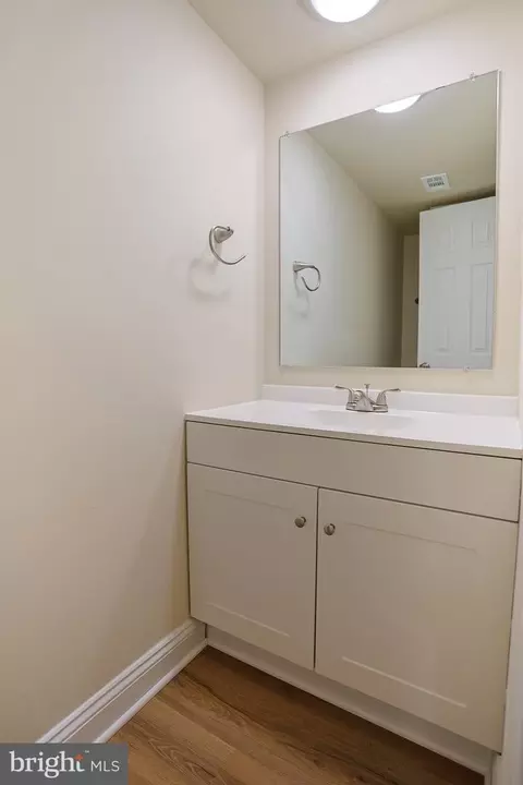 8193 Community Dr, Manassas, VA 20109 photo 21