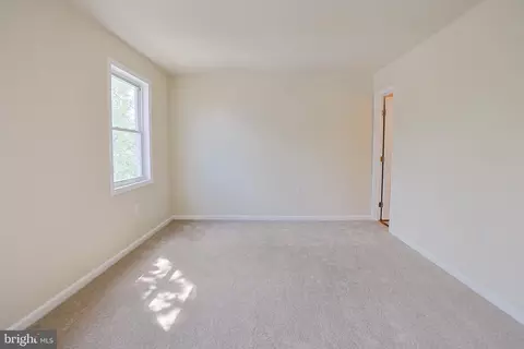 8193 Community Dr, Manassas, VA 20109 photo 26