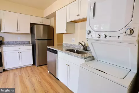 8193 Community Dr, Manassas, VA 20109 photo 8