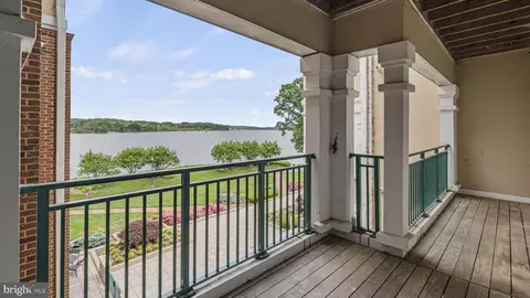 440 Belmont Bay Dr #302, Woodbridge, VA 22191