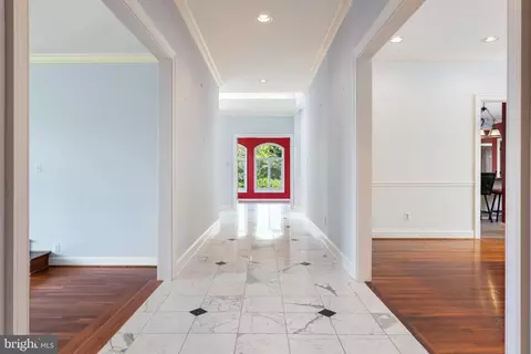Entry Way - 12040 Wright Ln, Bristow, VA 20136 photo 7 of 22