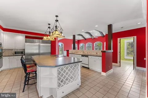 Kitchen - 12040 Wright Ln, Bristow, VA 20136 photo 9 of 9