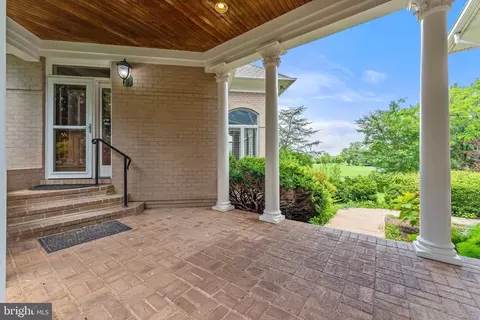 Exterior - 12040 Wright Ln, Bristow, VA 20136 photo 22 of 28