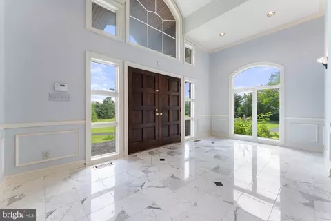 Entry Way - 12040 Wright Ln, Bristow, VA 20136 photo 5 of 22