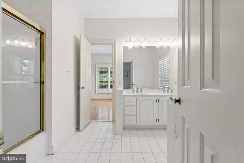 Bath - 12040 Wright Ln, Bristow, VA 20136 photo 1 of 13