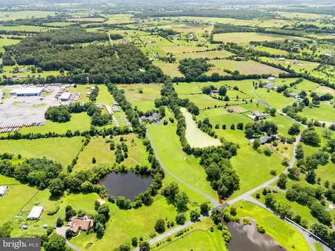 View/Area - 12040 Wright Ln, Bristow, VA 20136 photo 3 of 5