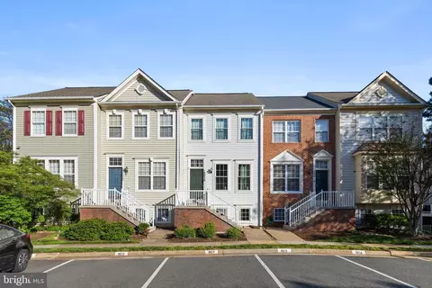 10020 Moxleys Ford Ln, Bristow, VA 20136