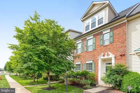 11972 Tygart Lake Dr, Bristow, VA 20136