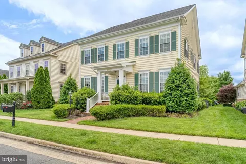 10728 General Kirkland Dr, Bristow, VA 20136