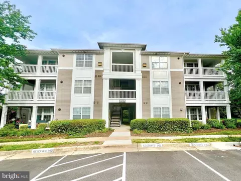 14196 Cuddy Loop #203, Woodbridge, VA 22193