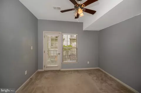 Bedroom - 7848 Cedar Branch Dr, Gainesville, VA 20155 photo 2 of 2