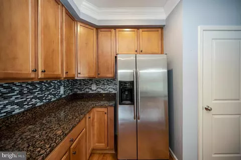 Kitchen - 7848 Cedar Branch Dr, Gainesville, VA 20155 photo 11 of 16