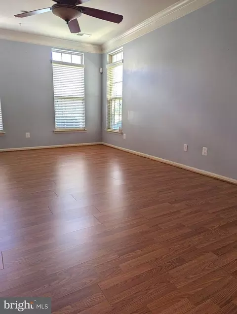 Living - 7848 Cedar Branch Dr, Gainesville, VA 20155 photo 7 of 7
