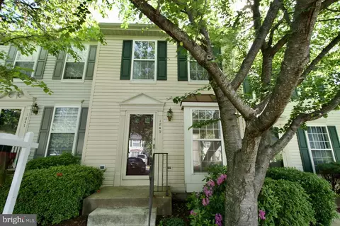 1849 Tiger Lily Cir, Woodbridge, VA 22192