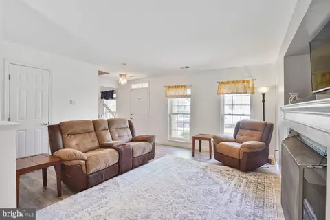 3249 Mountain Laurel Loop, Dumfries, VA 22026 photo 5