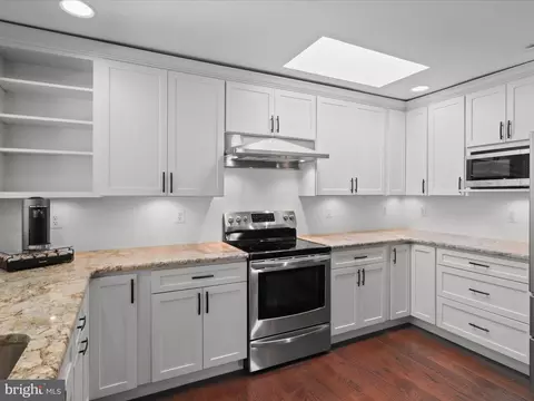 15304 Thoroughfare Rd, Gainesville, VA 20155 photo 13