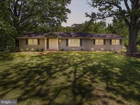 15304 Thoroughfare Rd, Gainesville, VA 20155 photo 3