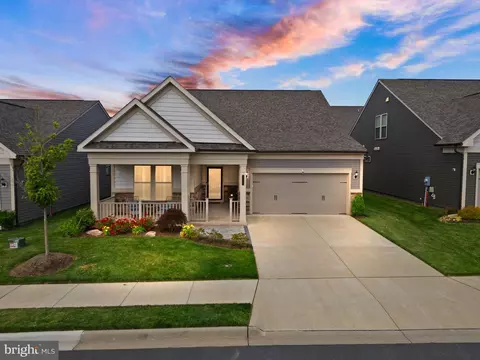 15970 Sweet Violet Ln, Haymarket, VA 20169
