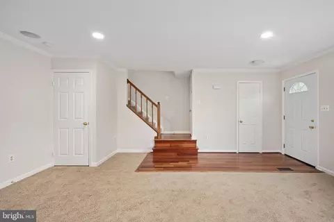 15483 Cliffview Dr, Dumfries, VA 22025 photo 11