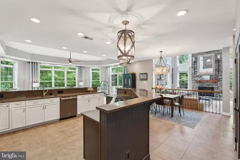 13981 Flagtree Pl, Manassas, VA 20112 photo 11
