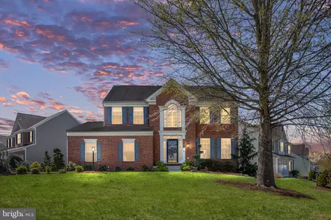 9278 Glen Meadow Ln, Bristow, VA 20136