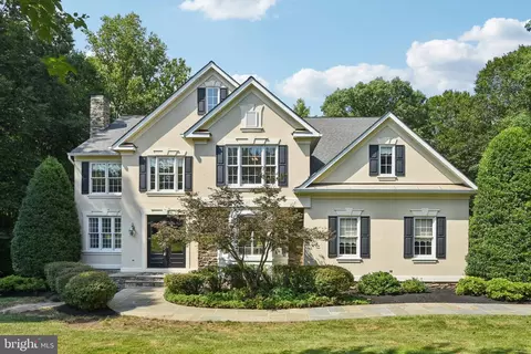 6974 Jeremiah Ct, Manassas, VA 20111