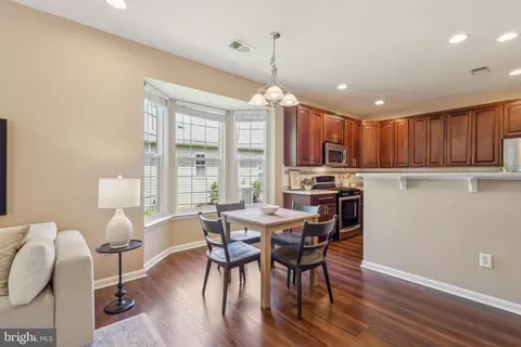 16100 Dancing Leaf Pl, Dumfries, VA 22025 photo 14
