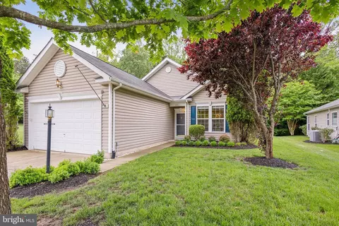 16100 Dancing Leaf Pl, Dumfries, VA 22025 photo 2