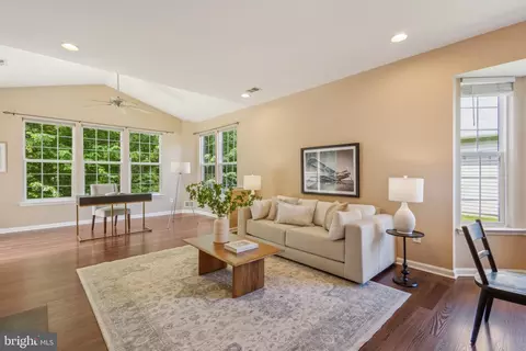 16100 Dancing Leaf Pl, Dumfries, VA 22025 photo 16