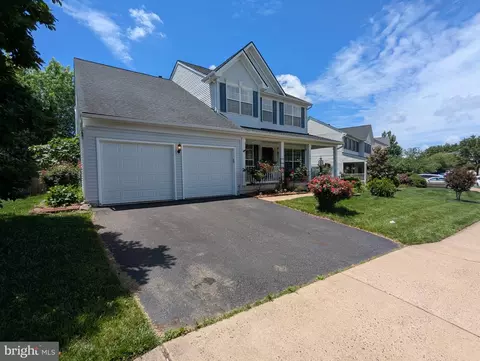 Exterior - 9871 Upper Mill Loop, Bristow, VA 20136 photo 2 of 18