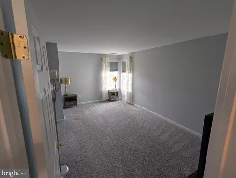 Entry Way - 9871 Upper Mill Loop, Bristow, VA 20136 photo 11 of 16