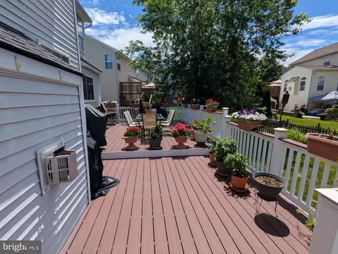 Exterior - 9871 Upper Mill Loop, Bristow, VA 20136 photo 10 of 18
