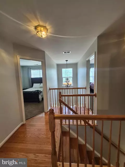 Entry Way - 9871 Upper Mill Loop, Bristow, VA 20136 photo 9 of 16
