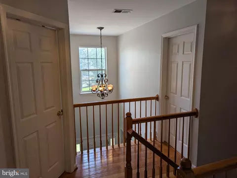 Entry Way - 9871 Upper Mill Loop, Bristow, VA 20136 photo 7 of 16