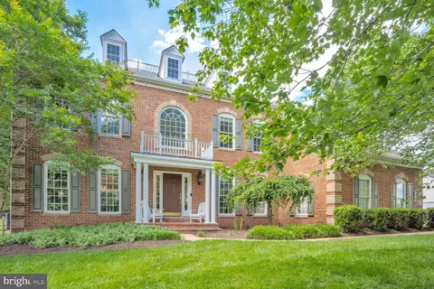 5638 Lick River Ln, Gainesville, VA 20155