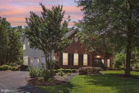 14517 Chamberry Cir, Haymarket, VA 20169