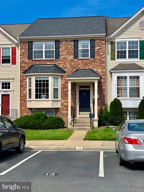 13660 Shire Pl, Gainesville, VA 20155