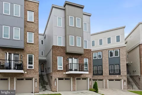 15590 Grade Line Pl, Woodbridge, VA 22191